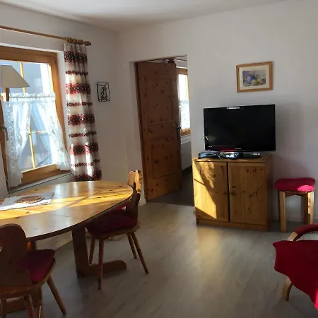 Apartament Sportlerzimmer&apartments Celerina/Schlarigna
