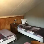 Sportlerzimmer & *