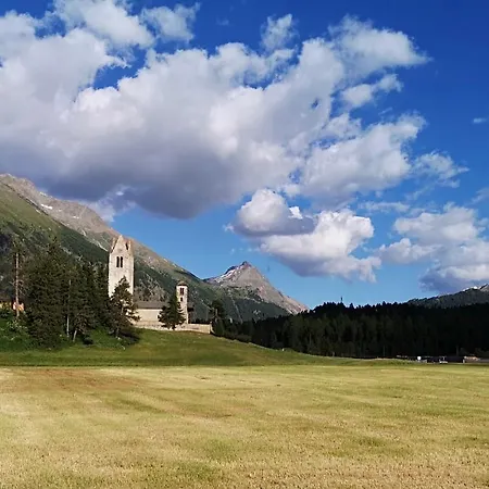 Sportlerzimmer & Apartment Celerina/Schlarigna